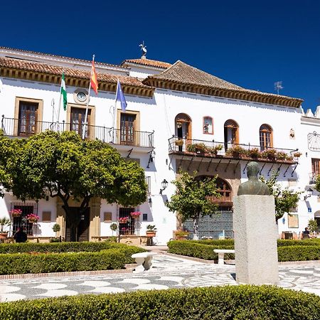 Penthouse On The Golden Mile Marbella Exterior photo
