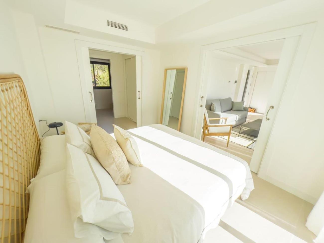 Penthouse On The Golden Mile Marbella Exterior photo