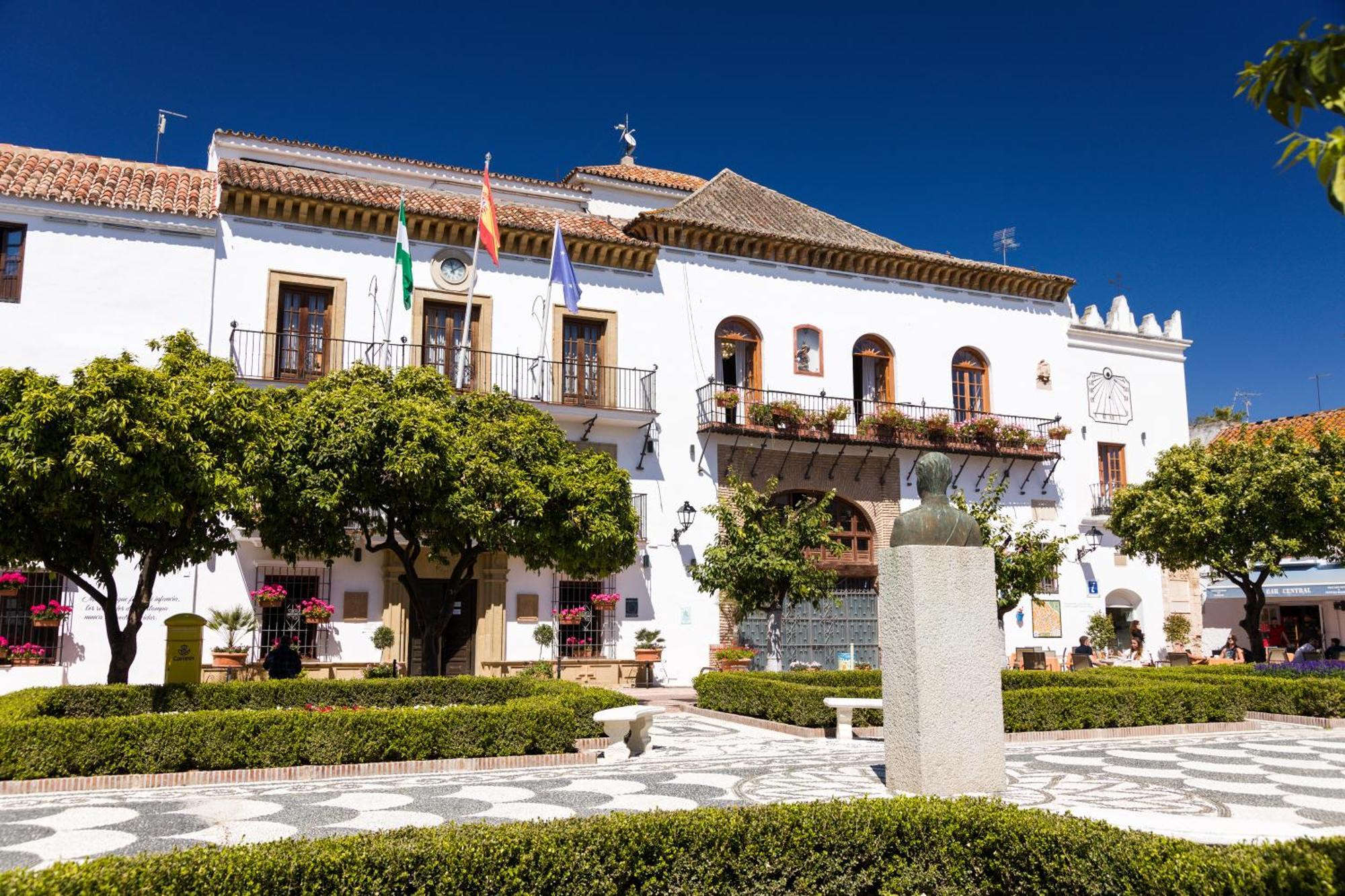 Penthouse On The Golden Mile Marbella Exterior photo