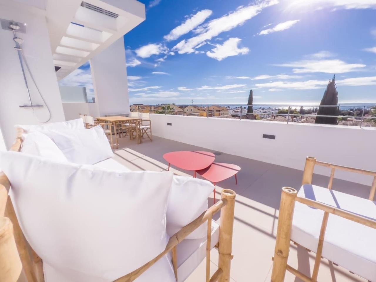 Penthouse On The Golden Mile Marbella Exterior photo